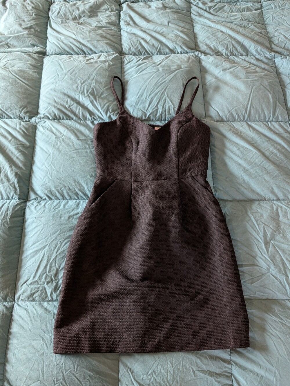 Portman's Black Cocktail Dress (With Pockets!)